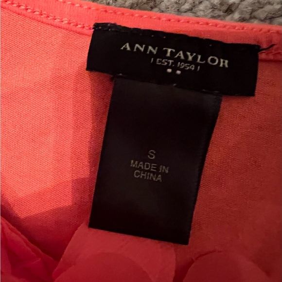 Ann Taylor Coral Color Sheer Tank-Size Small - Picture 8 of 9